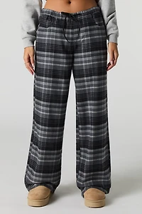 Pantalon à carreaux et jambe large