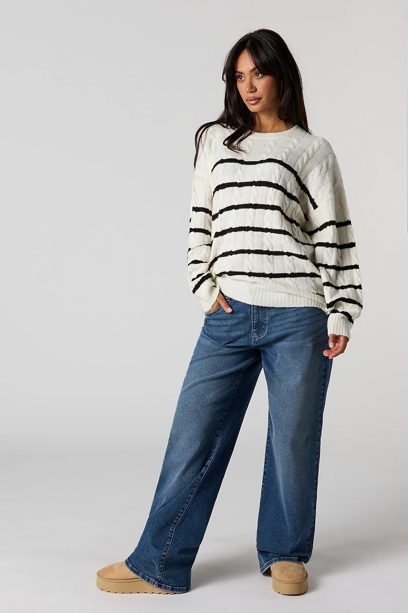 Mid Rise Wide Leg Jean