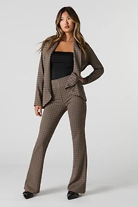 Pantalon habillé évasé en tricot à carreaux