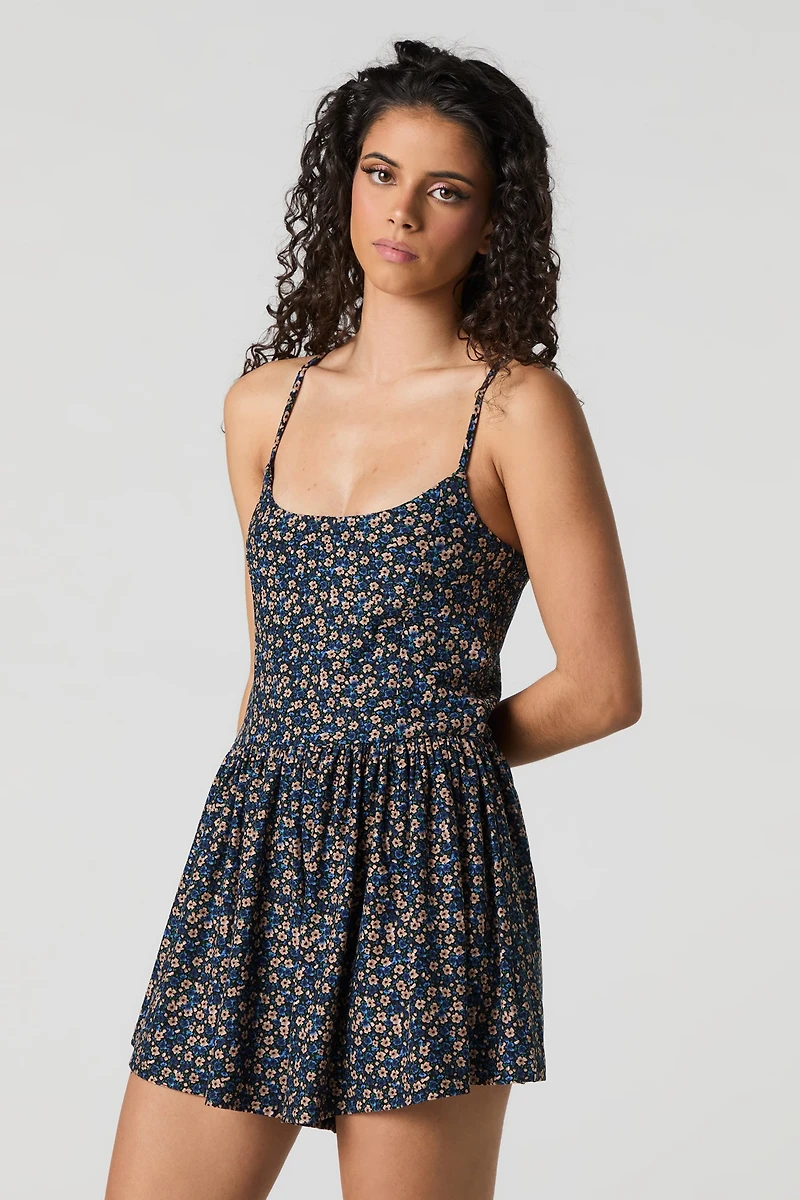 Combi-short fluide à encolure dégagée