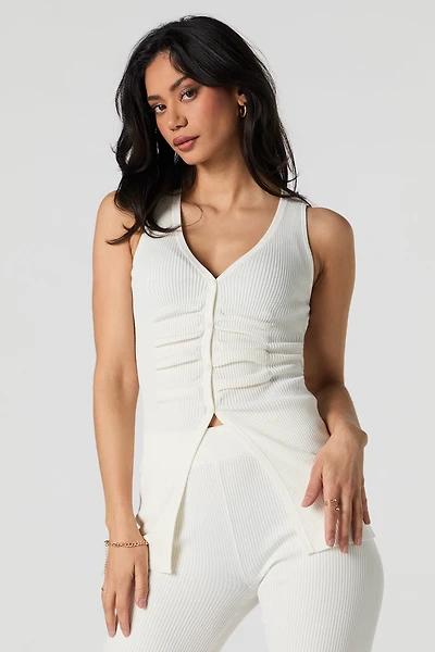 Camisole ruchée et boutonnée en tricot côtelé