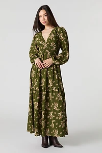 Robe maxi fluide à manche longue et col en V