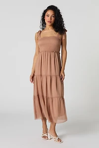 Robe midi volantée en chiffon avec attaches
