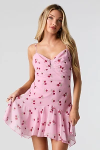 Minirobe asymétrique en chiffon fleuri