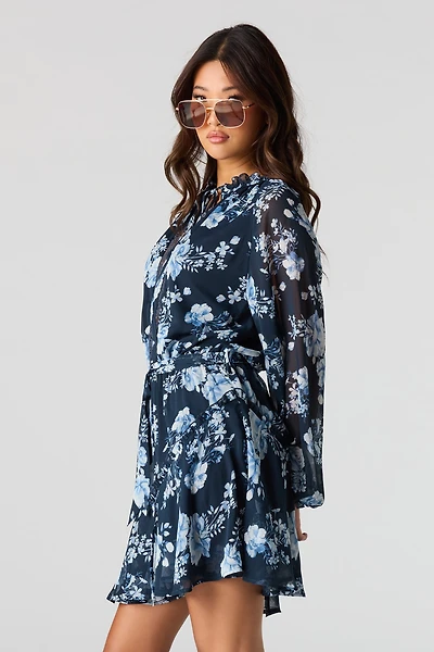 Minirobe en chiffon à manches longues