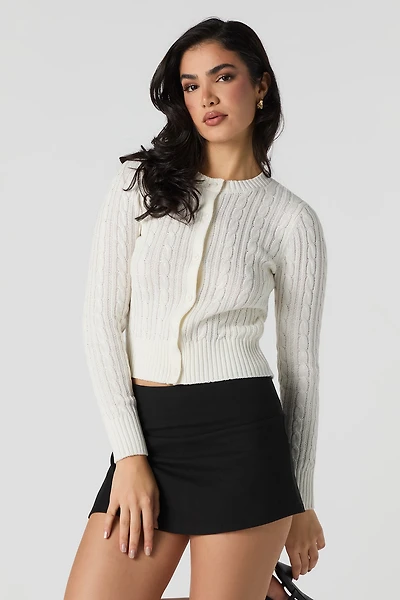 Cardigan en tricot mailles torsadées