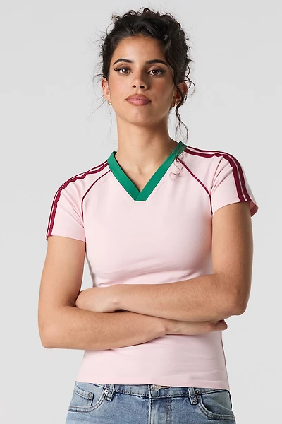 Contrast V-Neckline T-Shirt