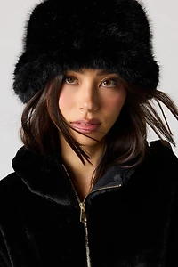 Chapeau cloche en similifourrure
