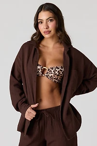 Haut surdimensionné boutonné en gaze