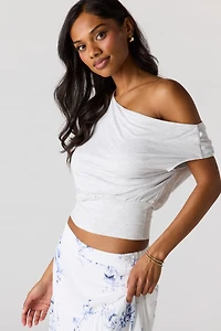 Haut à épaules dégagées et manches chauve-souris