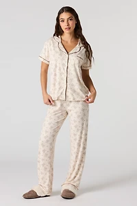 Ensemble pyjama avec haut boutonné imprimé et pantalon