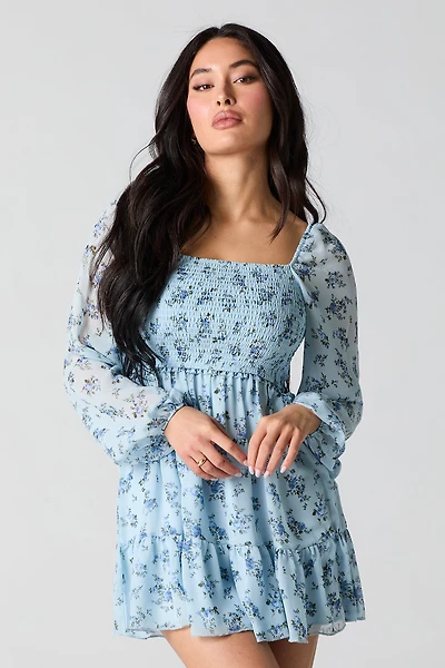 Minirobe plissée et étagée à manche longue