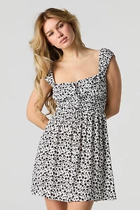 Minirobe fleurie avec découpes