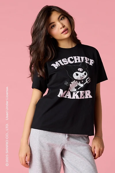 T-shirt de coupe garçonne à imprimé Kuromi™ scintillant