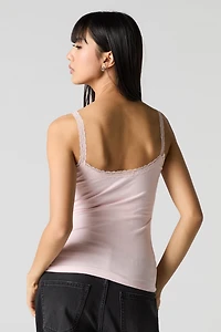 Camisole avec liséré de dentelle et encolure en V