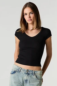 T-shirt ajusté côtelé à encolure en V
