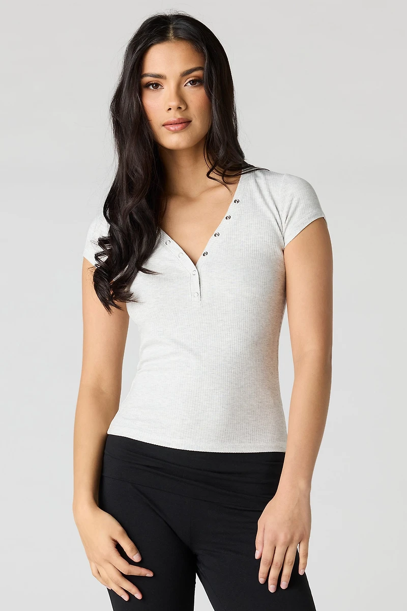 T-shirt Henley côtelé classique