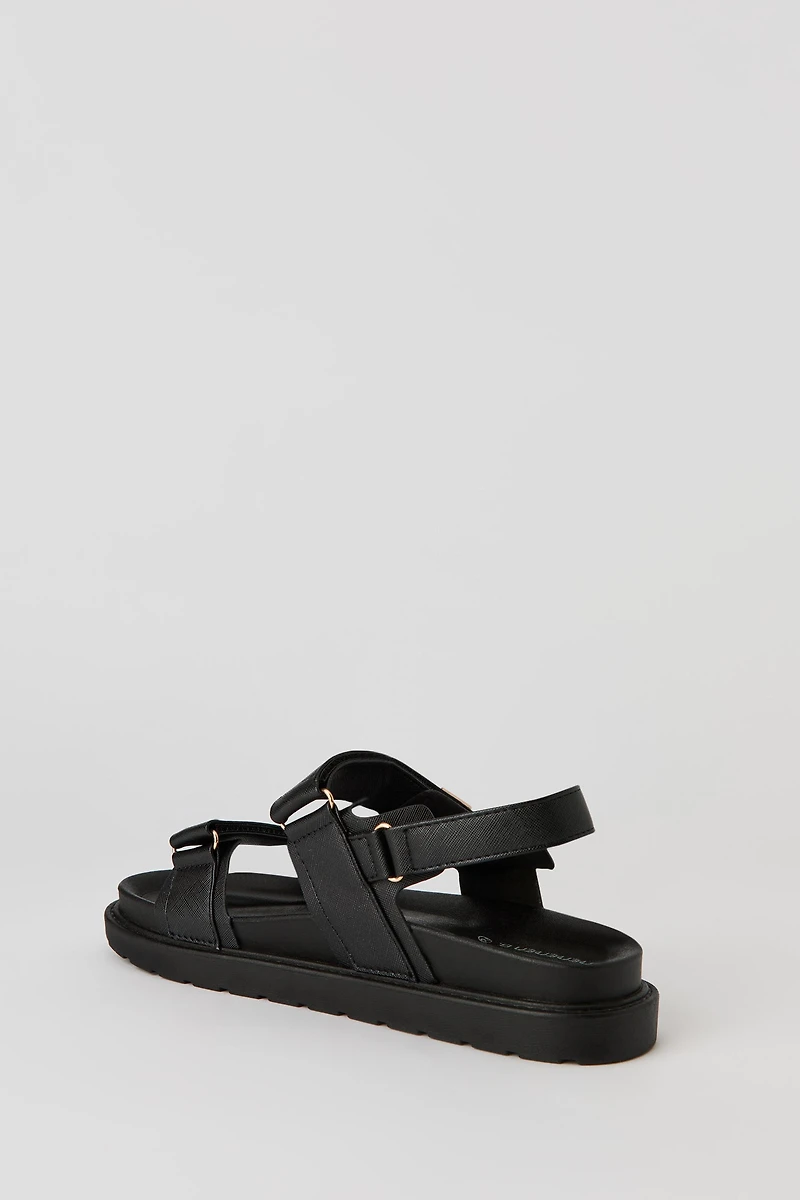 Sandales en similicuir à semelle plate