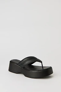Sandales à talon compensé avec bride
