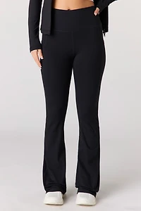 Pantalon Active à jambe évasée avec poches latérales