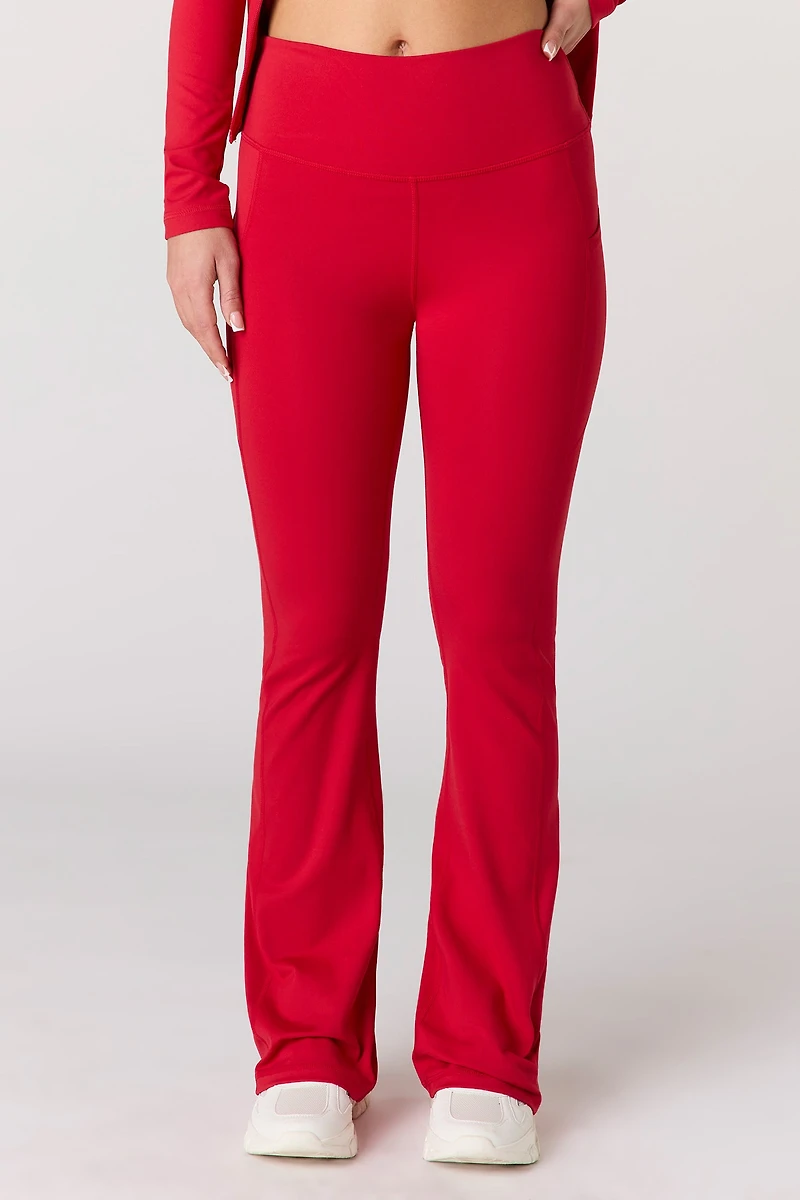 Pantalon Active à jambe évasée avec poches latérales