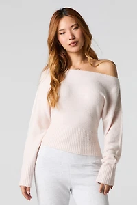Chandail en tricot pelucheux avec épaules dénudées