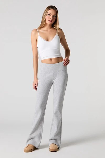 Pantalon d'entraînement à jambe évasée en molleton