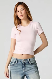 T-shirt profilé à encolure arrondie