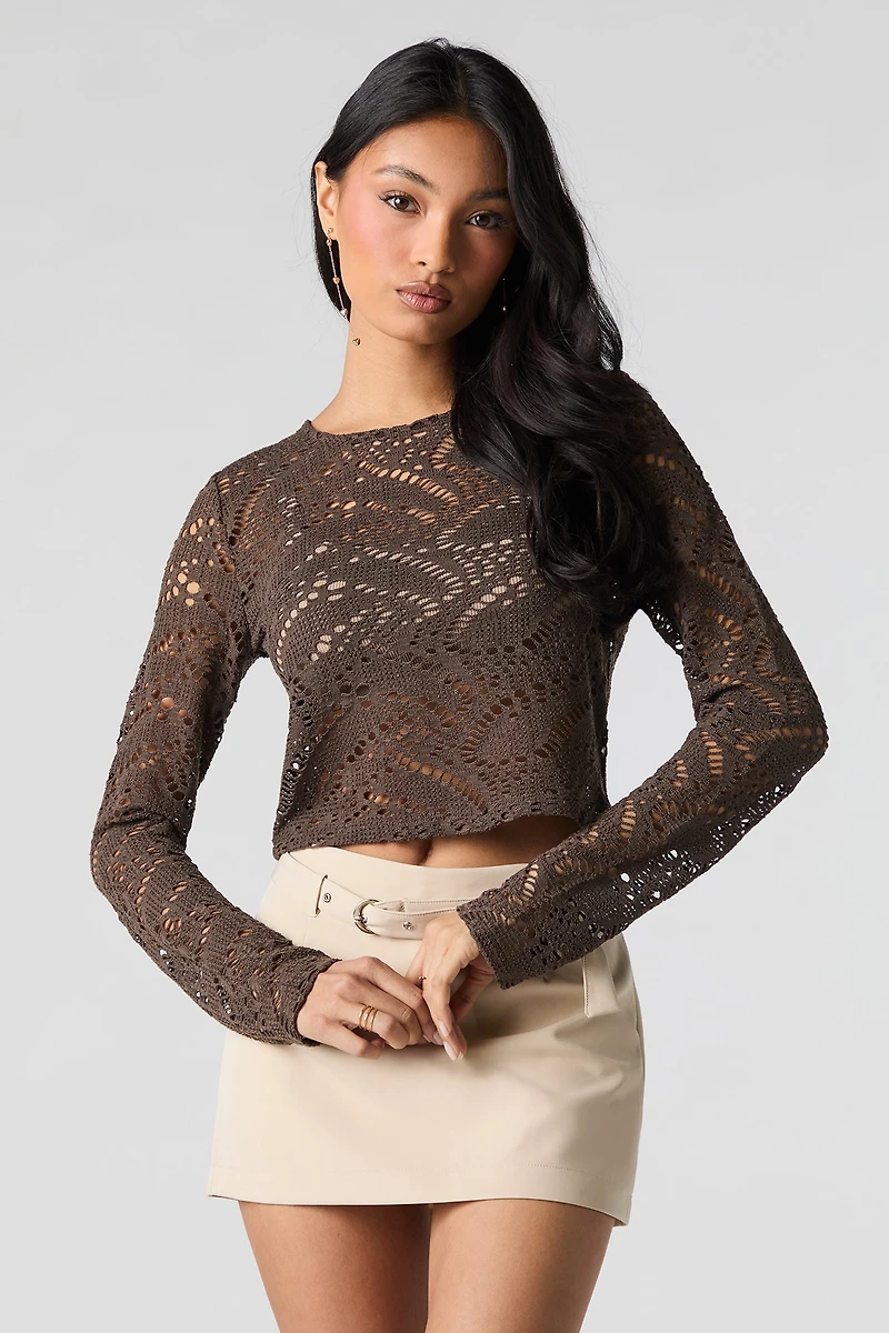 Haut en tricot ajouré crocheté à manches longues