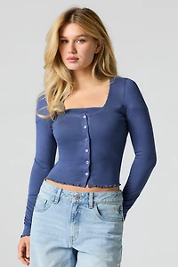 Ensemble avec haut boutonné à manches longues et camisole