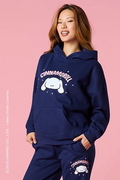 Haut à capuchon en molleton avec motif brodé Cinnamoroll