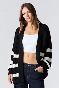 Cardigan surdimensionné en tricot rayé