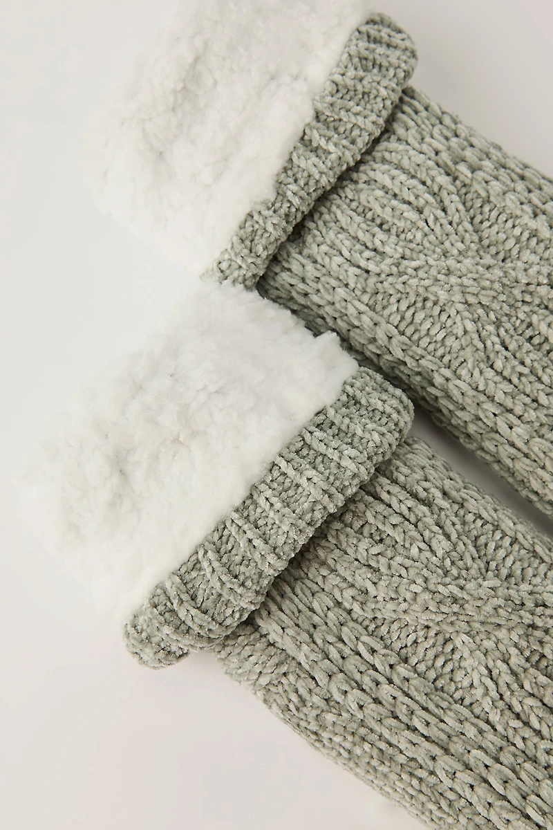 Cable Knit Slipper Socks