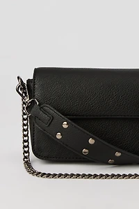 Sac sur l'épaule avec clous