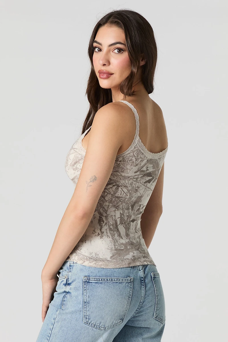 Camisole côtelée avec bonnets intégrés et garniture en dentelle