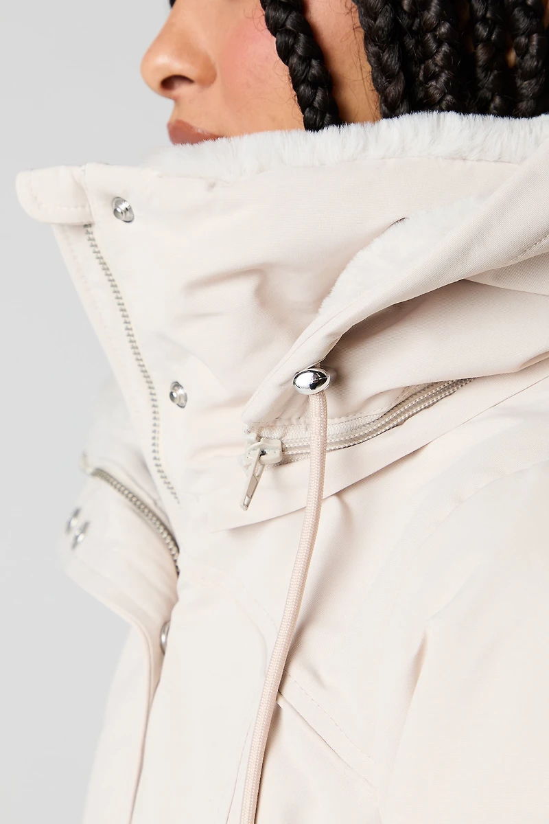 Parka à capuchon doublée de similifourrure