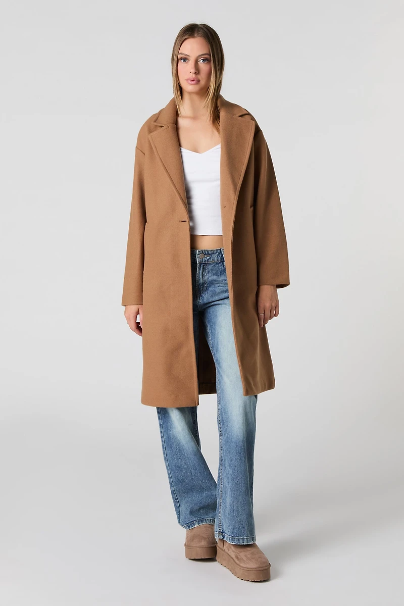 Manteau longueur midi à un bouton