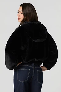 Blouson d'aviateur avec capuchon en similifourure