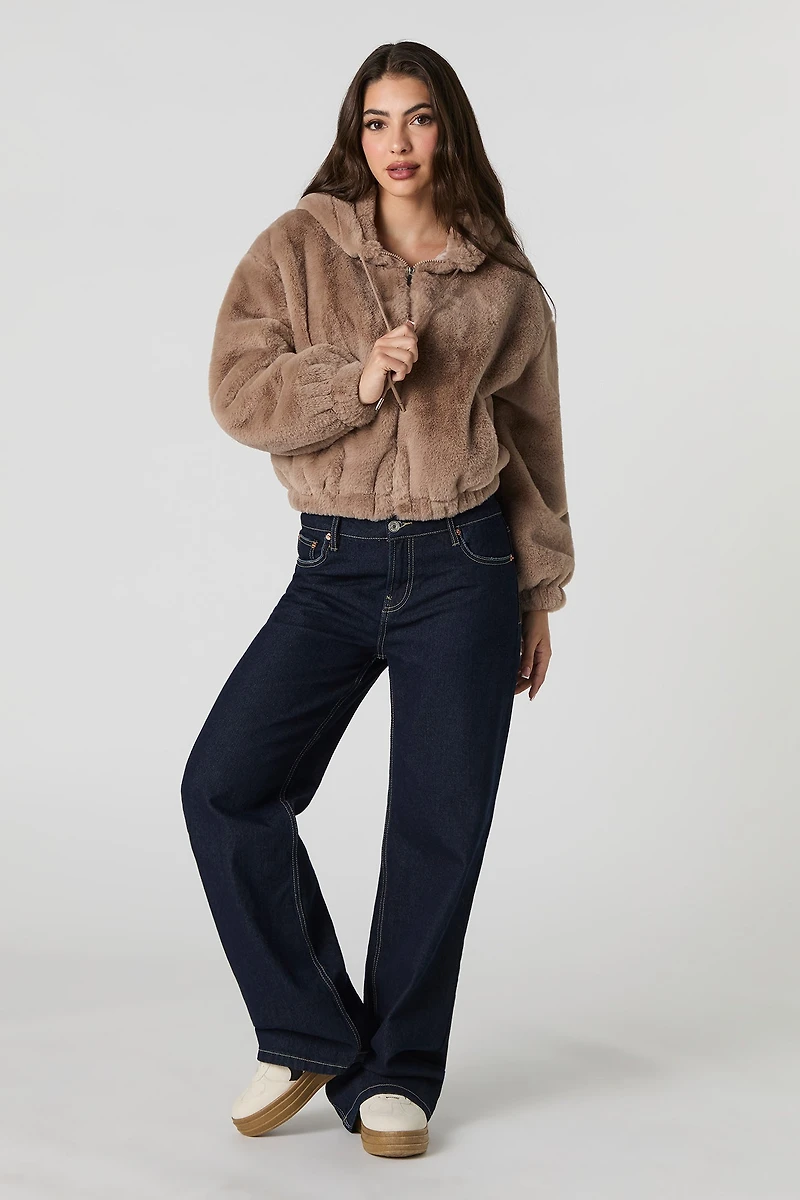 Blouson d'aviateur avec capuchon en similifourure