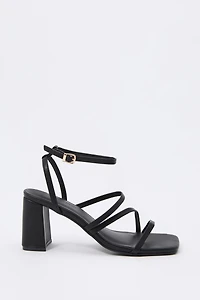 Escarpins à talons blocs, bouts ouverts et brides