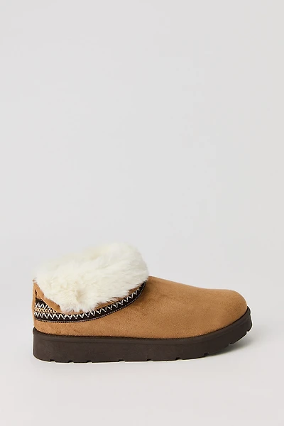 Pantoufles-bottines en similifourrure