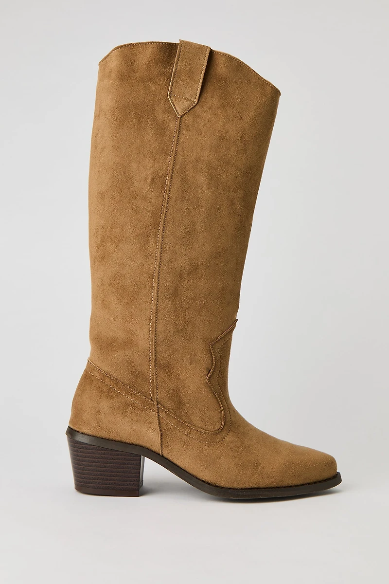 Bottes de cowboy au genou