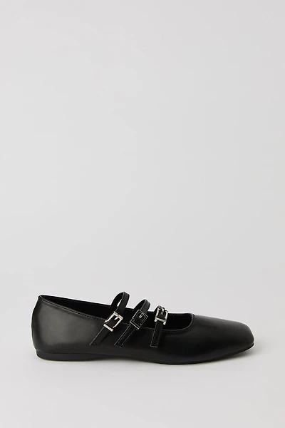 Faux Patent Leather Buckled Ballet Flat