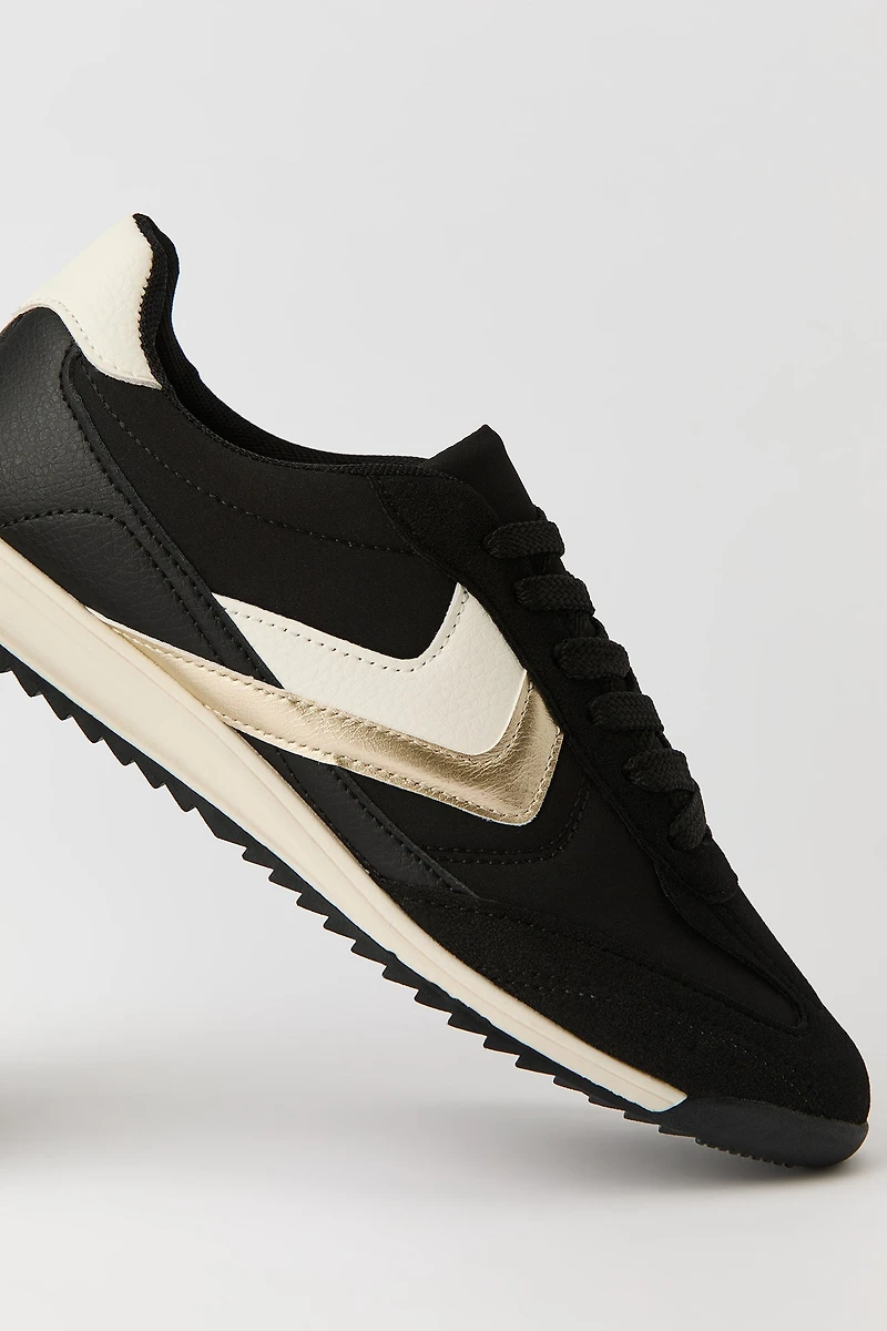 Retro Sneaker