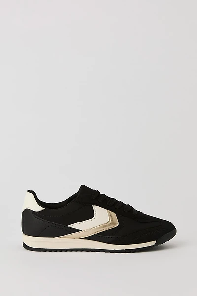 Retro Sneaker