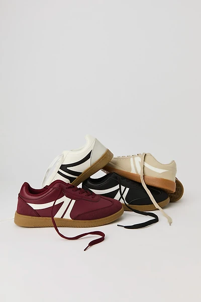 Retro Gum Sole Sneaker