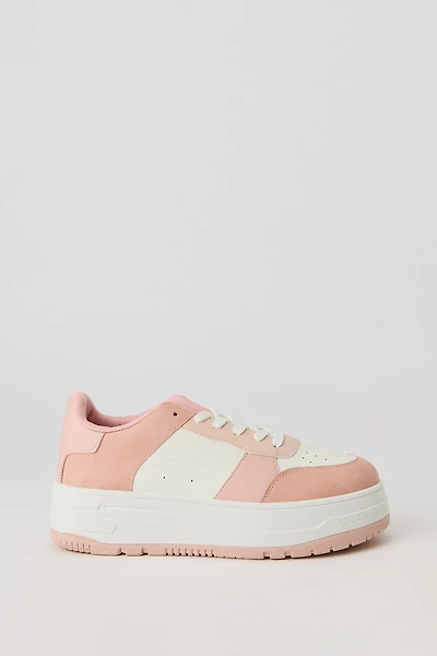 Low Top Platform Sneaker