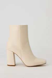 Bottillons à talon bloc et bout carré