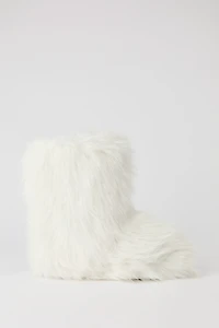 Bottes en similifourrure