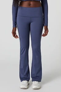 Pantalon à jambe évasée et taille repliée Active